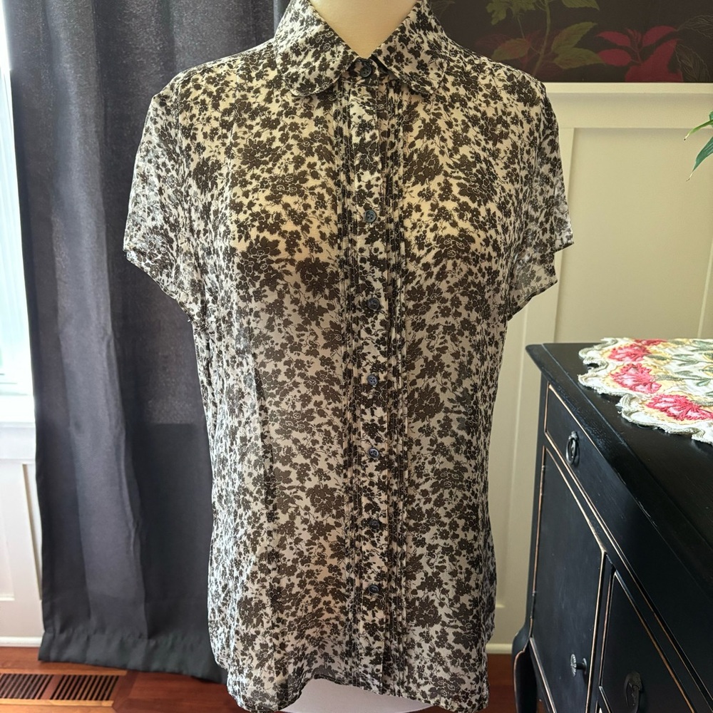 Ann Taylor Lightweight Blouse Size 12